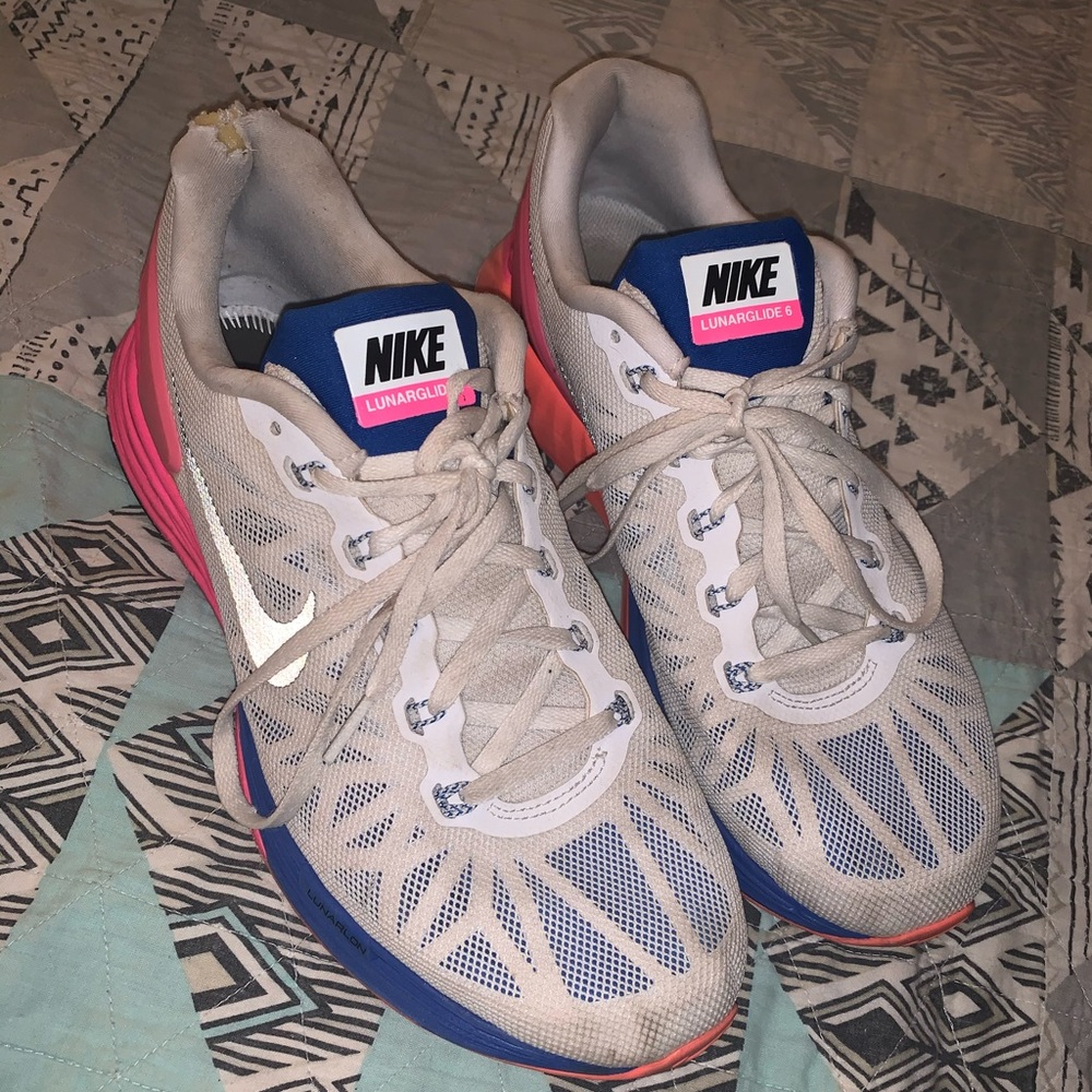 Nike shoes